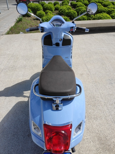Vespa Piaggio Gts 300 Abs/asr Impecable Permuto