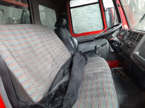 Imagem 8 de 12 de Ford Cargo 814