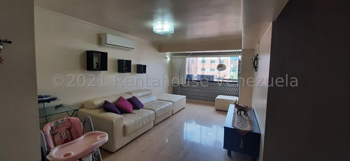 Imagen 2 de 10 de Apartamento Venta Guaicay Mls #22-3416 Excelente Oportunidad Amplio, Ventilado E Iluminado Apartamento En Una De Las Mejores Zonas De Caracas