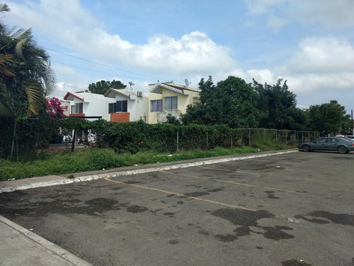 Vendo Terreno 305 M² Col. Tropicana Tuxpan Veracruz
