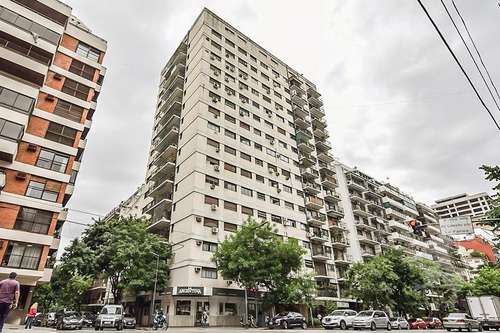 Luminoso Departamento En Excelente Zona De Belgrano - 4 Ambientes - Balcon - Cochera Fija