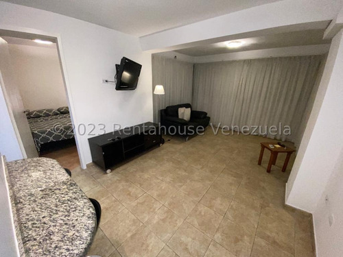 Apartamento En Alquiler Sabana Grande 23-30116 Fabricio Liaz