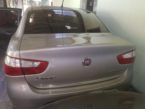 Grand Siena 1.6 2015