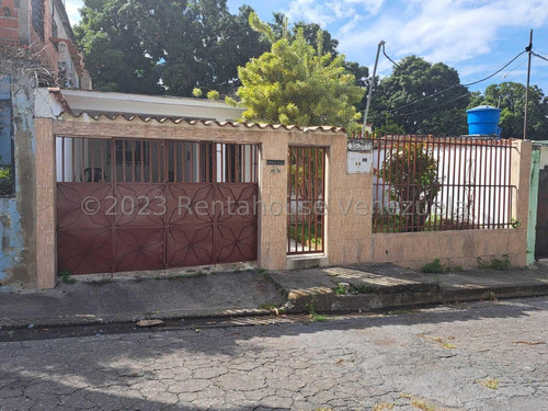 Estupenda Oportunidad De Comprar Casa Con Terreno Propio En El Limón Mfc  23-28287