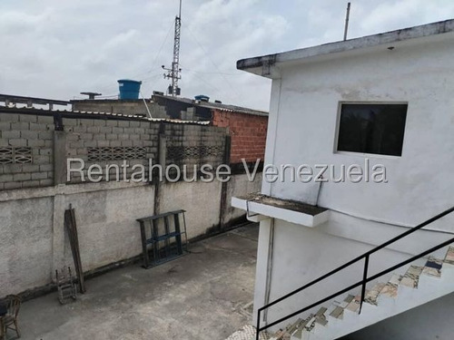 Casa Super Potencial Para Hacer Tu Mejor Inversión A 200m De La Playa 25-14684