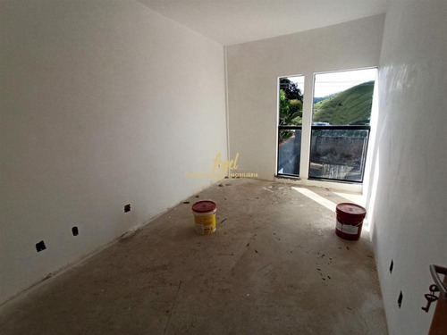 Imagem 16 de 19 de Fontesville - Casa 2/4 - Amplo Quintal Gramado - Piso Porcelanato - 2 Vagas - Cs2201v8