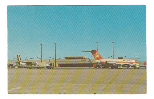 Quebec Postal Vista Aeropuerto Con Avion De Air Canada 