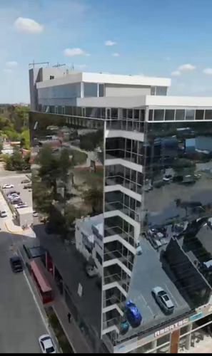 Imagen 2 de 15 de Oficinas En Alquiler En El Moderno Edificio Sky Office De Canning