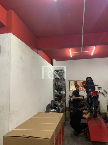 Imagen 11 de 12 de Se Vende Local Comercial Sobre 18 De Julio !