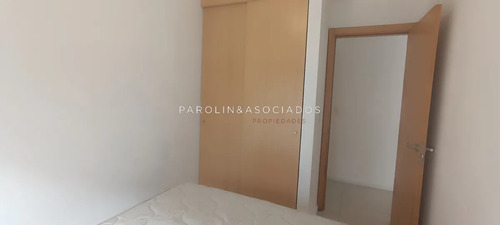 Apartamento En Venta De 3 Dormitorios En Torres Barcelona, Punta Del Este.