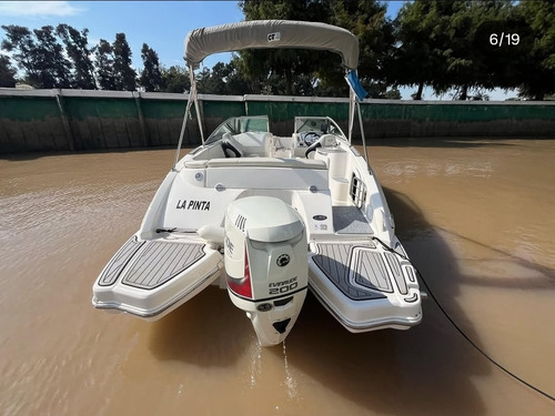 Lancha Canestrari 225, Motor Evinrude 200hp