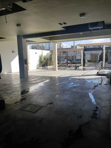 Imagen 4 de 6 de Cochera Cubierta Lanus Oeste Venta Permuto