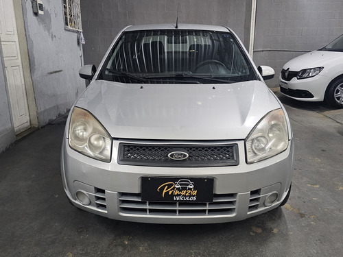 Ford Fiesta 1.0 MPI FIRST SEDAN 8V FLEX 4P MANUAL
