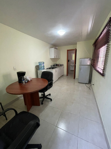Alquiler Local Comercial En Quisqueya