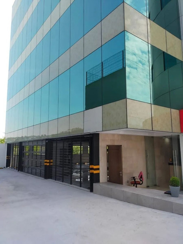 Edificio Comercial En Venta En Monterrey