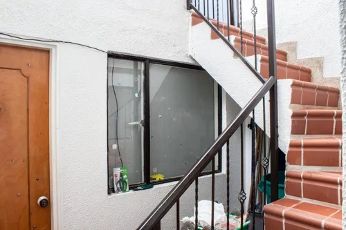 Casa En Venta En La Alborada. Cod V1030086