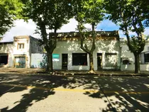 Comprar Edificio Comercial En Centro Venta De Amplia Propiedad, Casa Con Locales Y Edificaciones