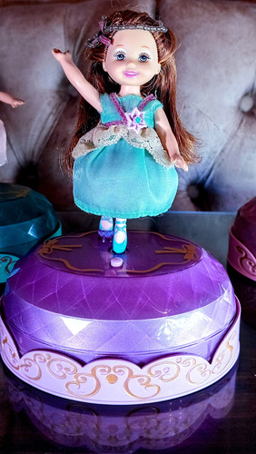 Barbie 12dancingprincess Janessa-kathleen-lacey Mattel 2006 (Usado)