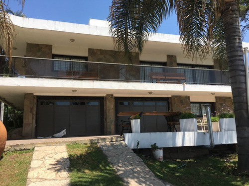 Imagen 3 de 14 de Carlos Paz Casa Frente Al Lago