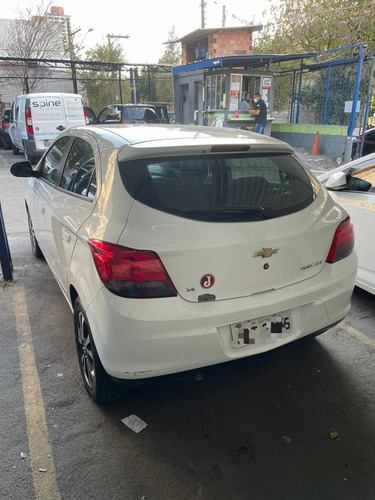 Imagem 2 de 5 de Chevrolet Onix 2014 1.4 Ltz 5p