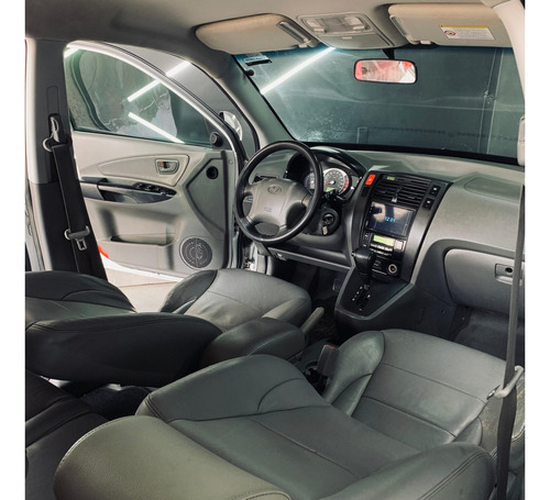Hyundai Tucson 2.0 MPFI GLS 16V 143CV 2WD FLEX 4P AUTOMÁTICO