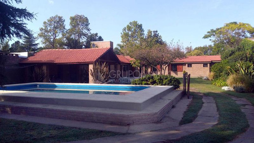 Venta Casa Parada 11 - A 300 Mts. De Ruta 9. Funes