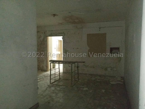 Imagen 12 de 16 de Leida Falcon Rentahouse Vende Oficina En El Guayabal Naguanagua 23-6006 Lf