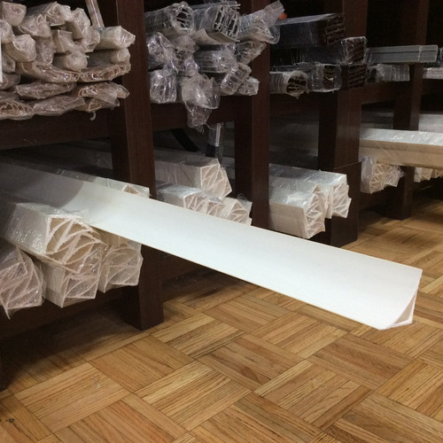 Imagen 8 de 9 de Zoclo Curva Sanitaria Pvc Blanco (4 Piezas De 2.44mts)