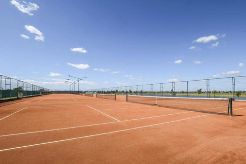 Terreno En Venta En Vida Club De Campo Funes - Permuta