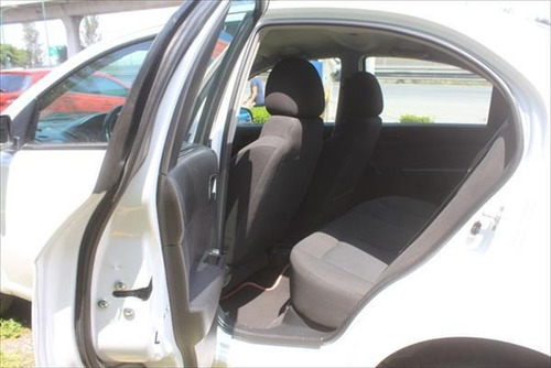 Imagen 10 de 14 de Chevrolet Aveo