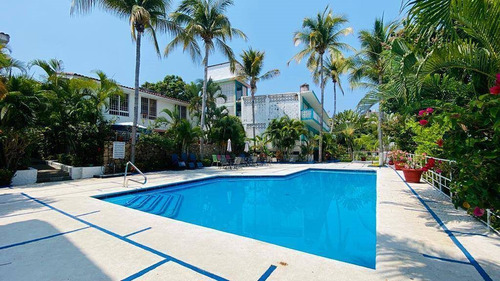 Casa En Venta En Fraccionamiento Las Playas Acapulco