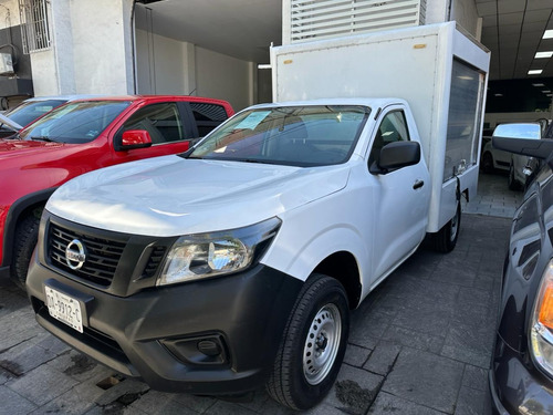 Nissan NP300 2.5 Estacas Dh Aa Mt