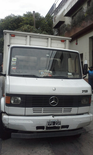 Mercedes Benz 710