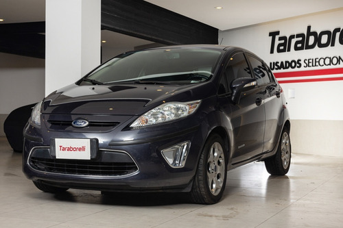 Ford Fiesta Kinetic Design 2012 1.6 Design 120cv Titanium