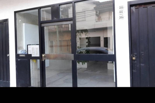 Imagen 2 de 17 de Departamento 3 Ambientes En Segundo Piso Por Escalera