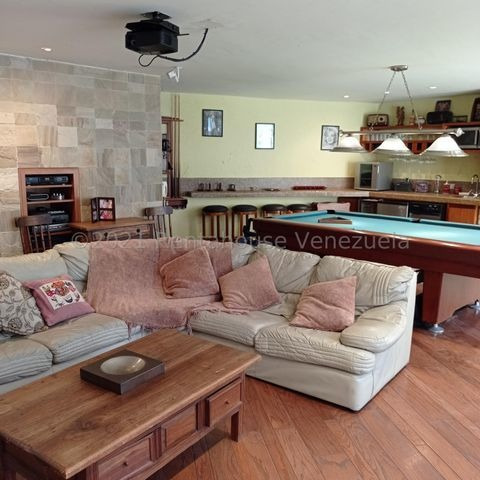 Imagen 5 de 14 de Casa Venta Tzas. Del Club Hípico Mls #22-7700 Hermosa Quinta Totalmente Remodelada, Con Hermosas Áreas Verdes, Sala De Juegos, Cuarto Para El Chofer O Vigilante.