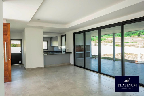 Casa En Venta Barrio Privado El Portico Salta