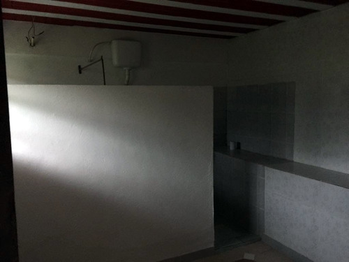 Imagem 3 de 9 de Casa De Vila Em Esperança - Paty Do Alferes - 835