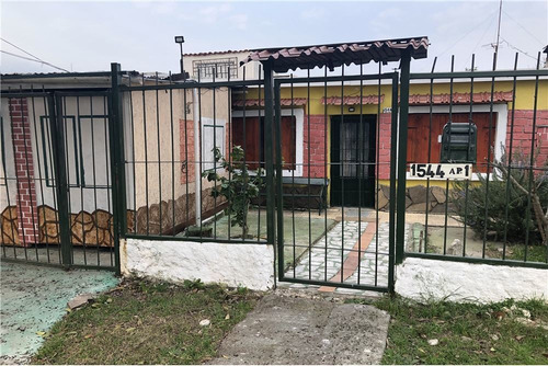 Venta Casa 2 Dormitorios Y Apto Coronel Raiz