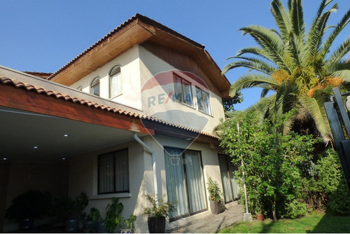 Casa 2 Pisos, Venta, 4d, 3b, 3e. Ñuñoa
