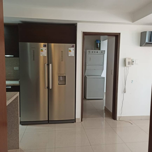 Imagen 7 de 15 de Alquiler Apartamento En Colinas De Valle Arriba 362 M2