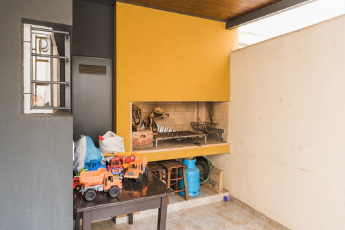 Imagen 9 de 30 de Venta Casa De Pasillo Pichincha