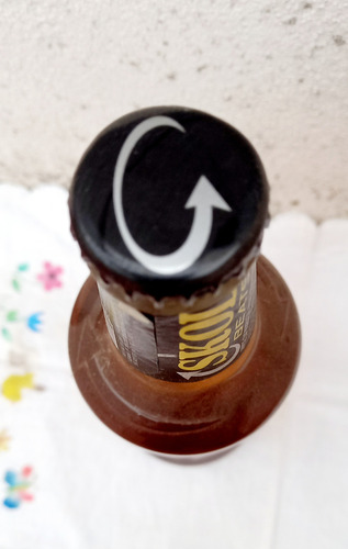 Antigua Botella De Cerveza Skol Brasilera (Usado)