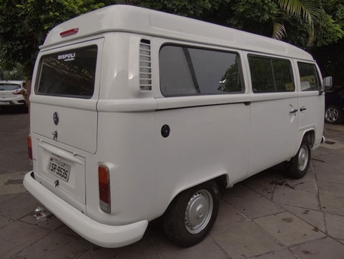 Imagem 3 de 8 de Volkswagen Kombi Std