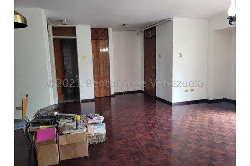 Imagen 3 de 11 de Rf Apartamento En Venta En Santa Eduvigis Para Remodelar Muy Bien Mantenido Buena Oportunidad Mls #22-11168 Isabel Fragozo Rent A House