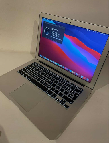 Macbook Air (13-inch, Early 2015)