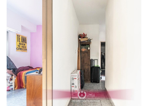 Casa Con Terreno Propio De 111m² A Reciclar Terraza Y Parrilla Gran Oportunidad!