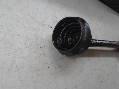 Imagen 3 de 3 de Vendo Eje Y Punta De Adentro De Skoda Octavia Año 2004