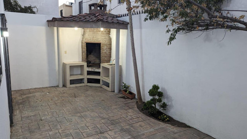 Casa En Venta En Monterrey Zona Escobedo Col. Misión De Anáhuac, Cerca Ave. Sendero.