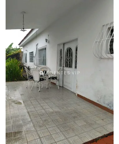 Calle California, Juanico